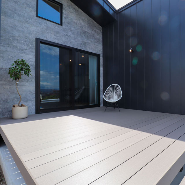 スタイリッシュなキッチンカウンター