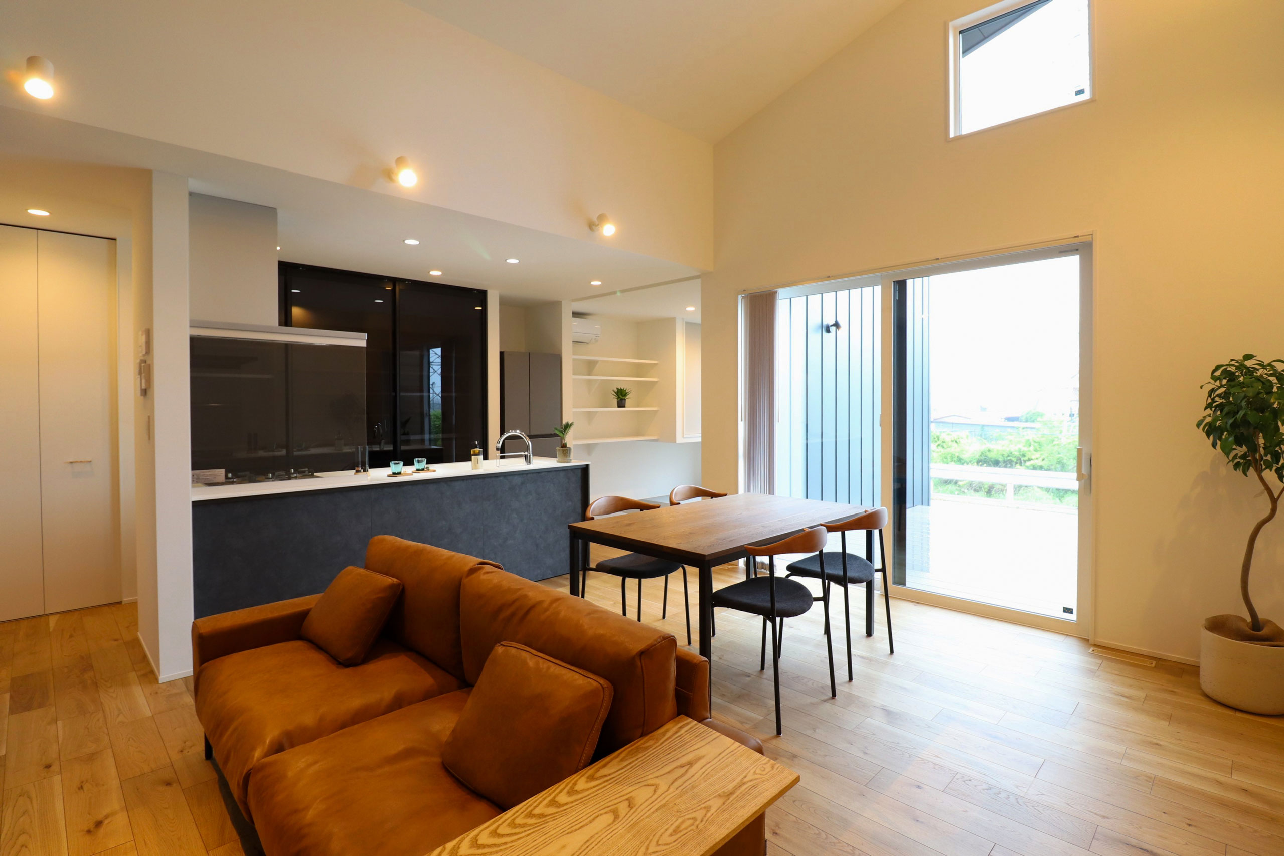 Dining and kitchen space